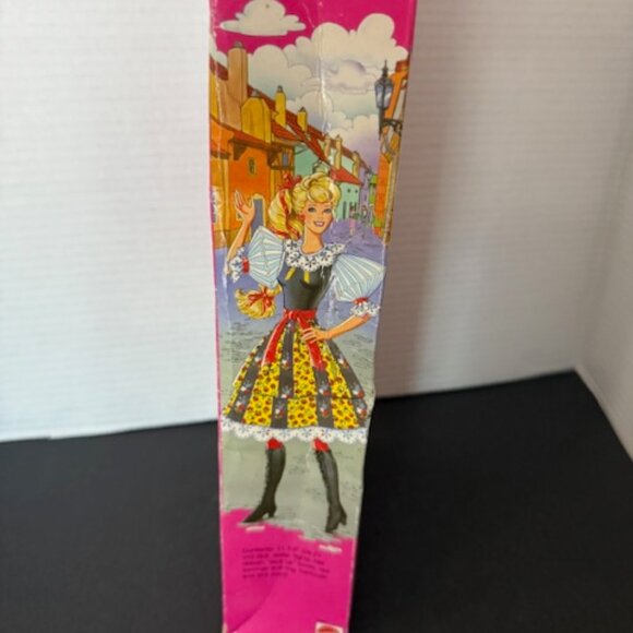 1990 Vintage Barbie Dolls of the World Czechoslovakian - Picture 9 of 10